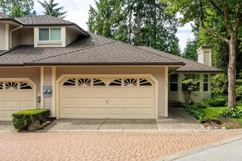 105 101 PARKSIDE DRIVE - photo 1 of 18