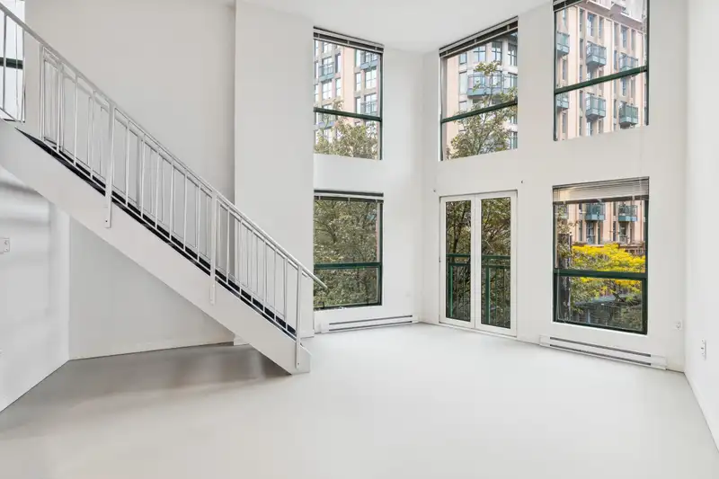 310 1 E CORDOVA STREET - photo 4 of 18