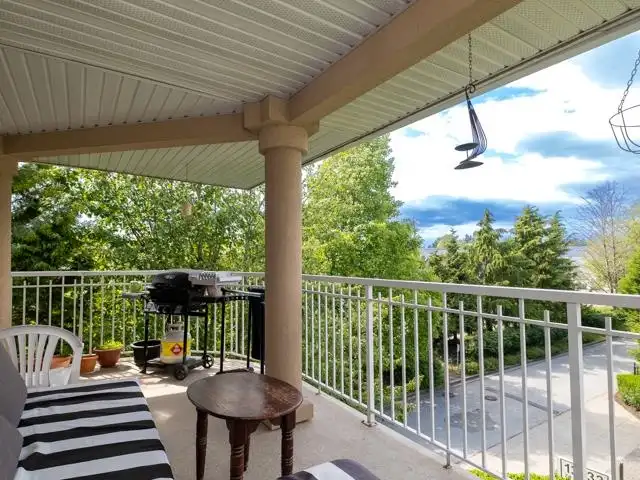 304 13733 74 AVENUE - photo 3 of 37