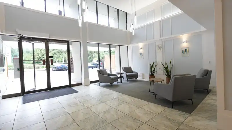 503 2020 FULLERTON AVENUE - photo 3 of 36