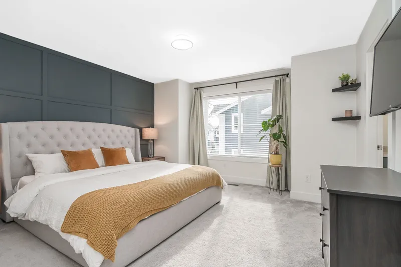 5 14355 62 AVENUE - photo 4 of 25