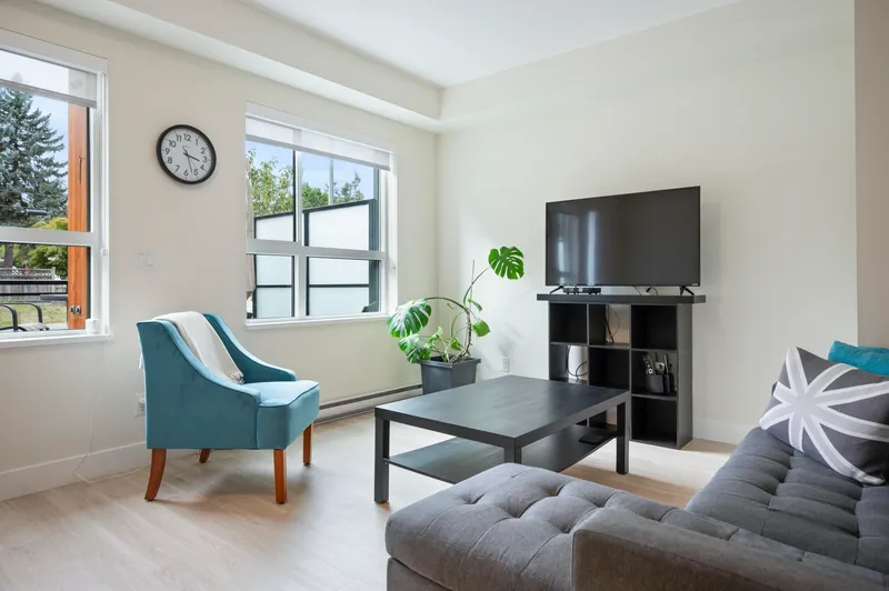 207 6950 NICHOLSON ROAD - photo 4 of 25