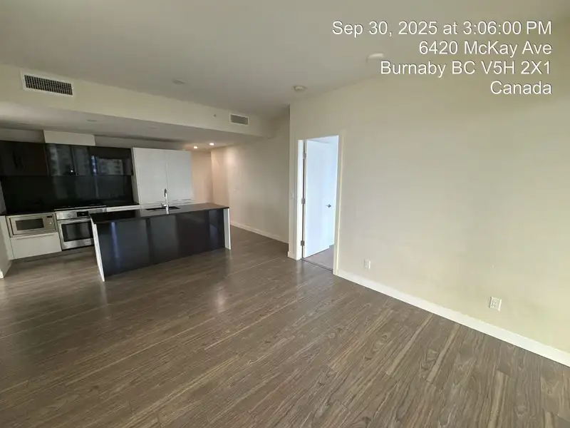 1305 6288 CASSIE AVENUE - photo 3 of 25