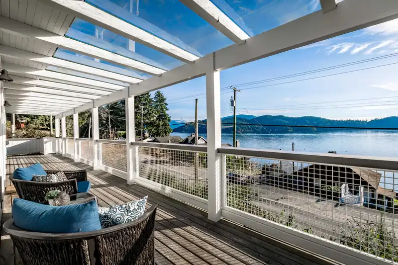 811 MARINE DRIVE - photo 2 of 30