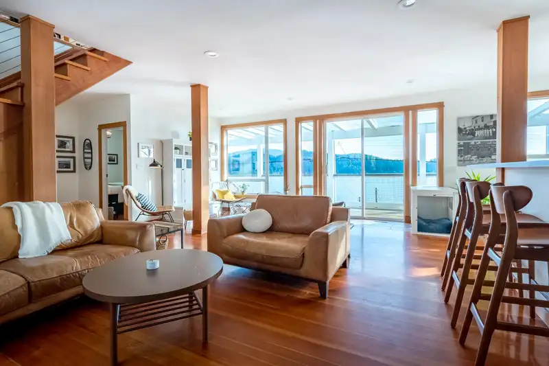 811 MARINE DRIVE - photo 4 of 30