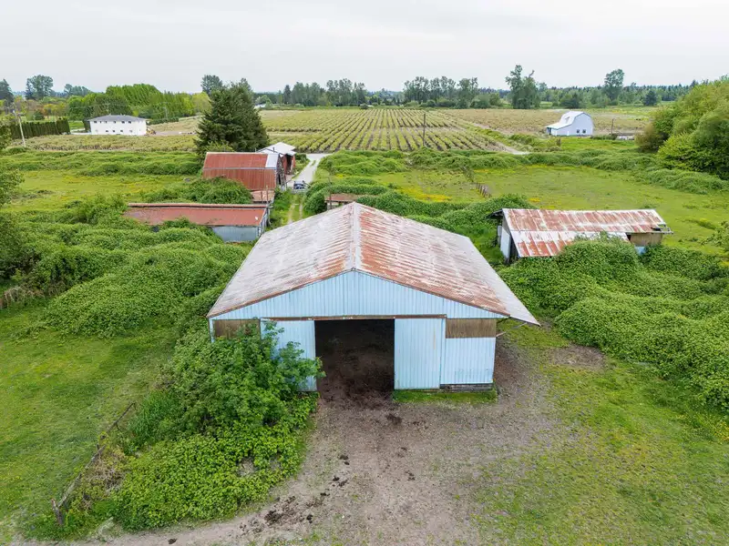 19141 MCQUARRIE ROAD - photo 3 of 12