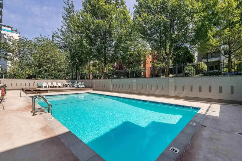 402 1330 HARWOOD STREET - photo 1 of 39