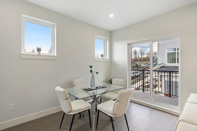 2 14391 61A AVENUE - photo 3 of 25