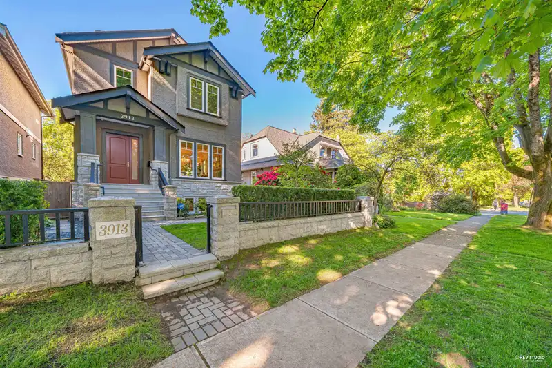 3913 W 19TH AVENUE - photo 1 of 30