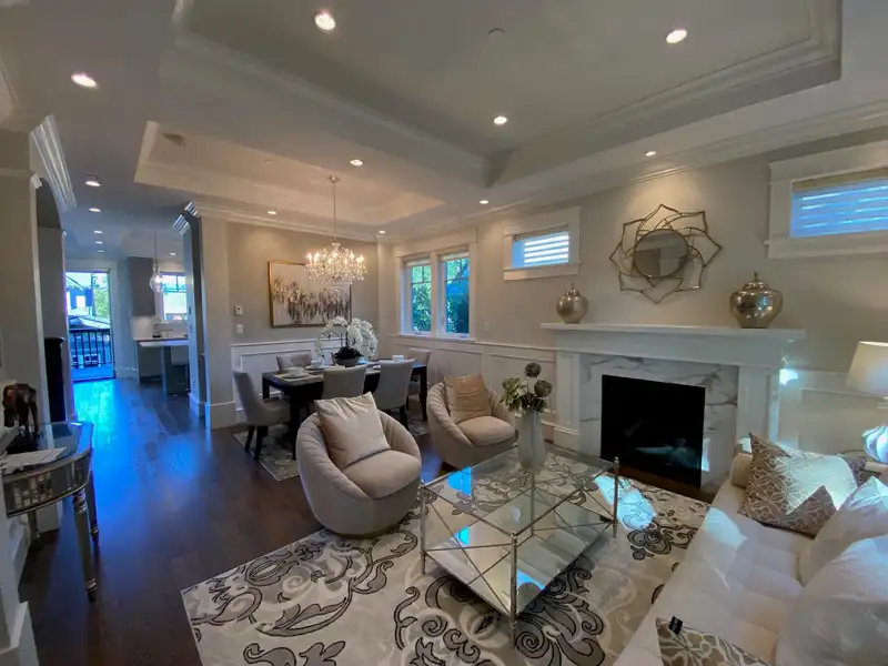 3913 W 19TH AVENUE - photo 3 of 30