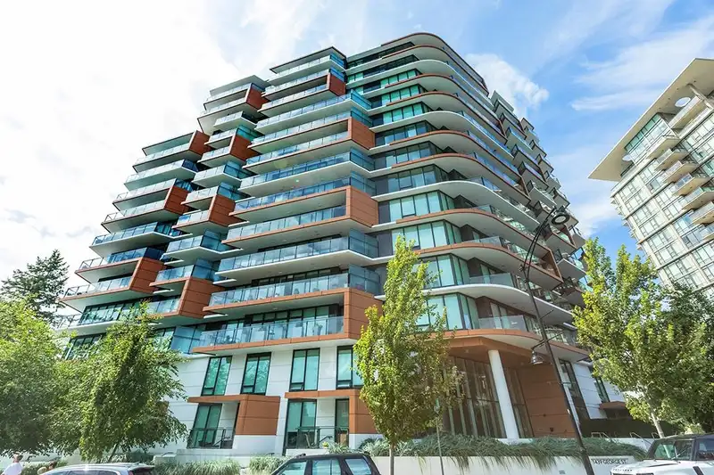 406 1439 GEORGE STREET - photo 1 of 40
