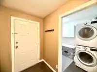 205 2581 LANGDON STREET - thumbnail 4
