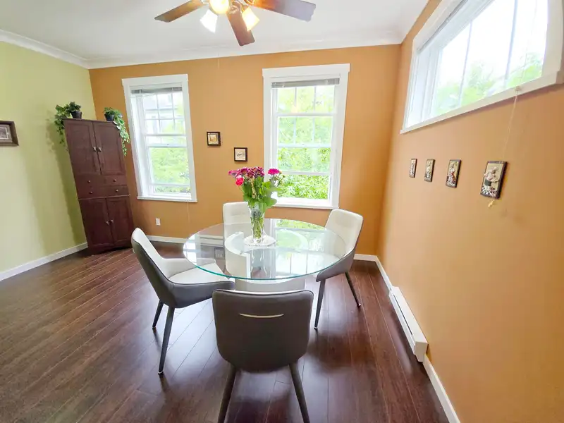61 18983 72A AVENUE - photo 4 of 18