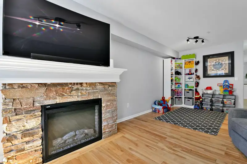 15 8930 WALNUT GROVE DRIVE - photo 4 of 34