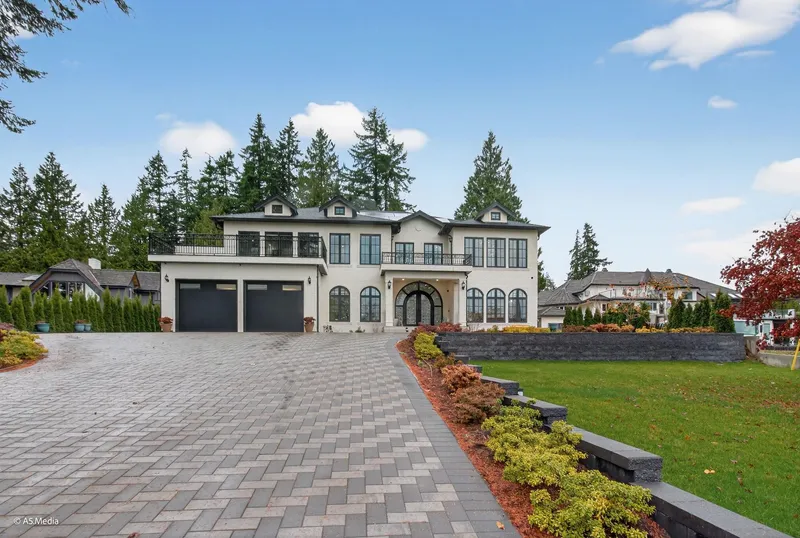 12673 54 AVENUE - photo 2 of 25