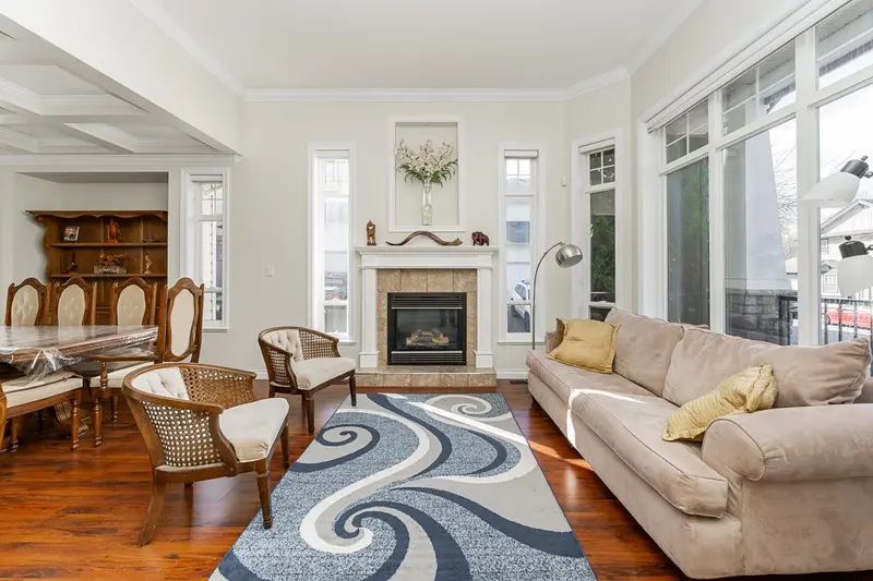 21620 93RD AVENUE - photo 4 of 25