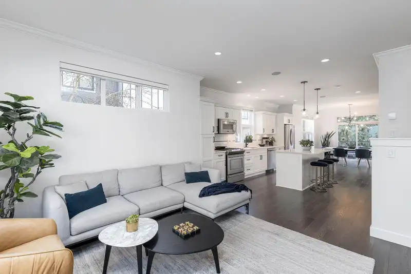 80 2469 164 STREET - photo 2 of 38