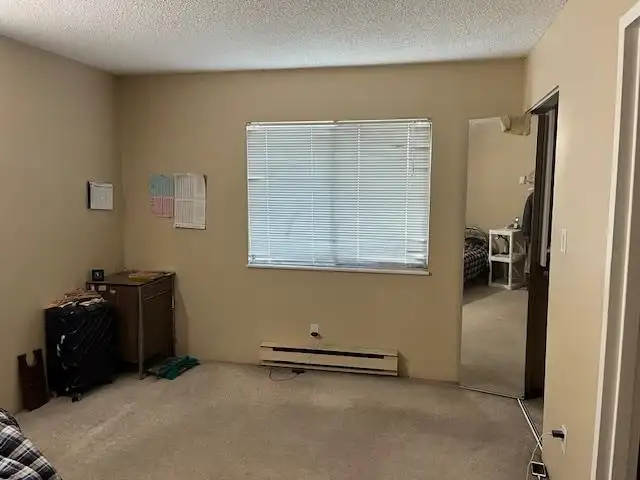 202 13291 70B AVENUE - photo 2 of 8