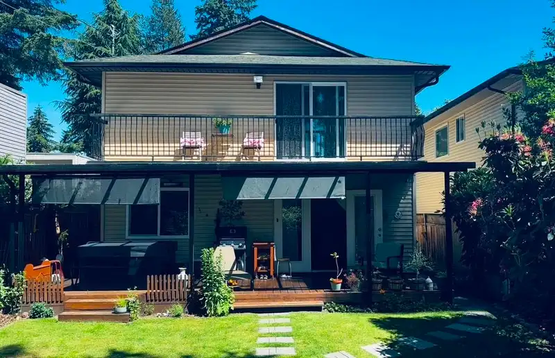 3358 JERVIS STREET - photo 2 of 39