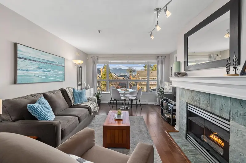 308 3161 W 4TH AVENUE - photo 4 of 25