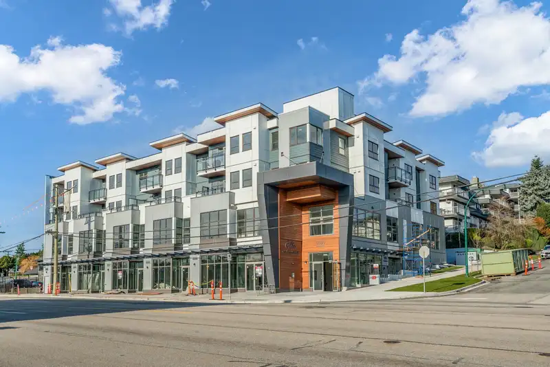 302 5535 HASTINGS STREET - photo 4 of 17
