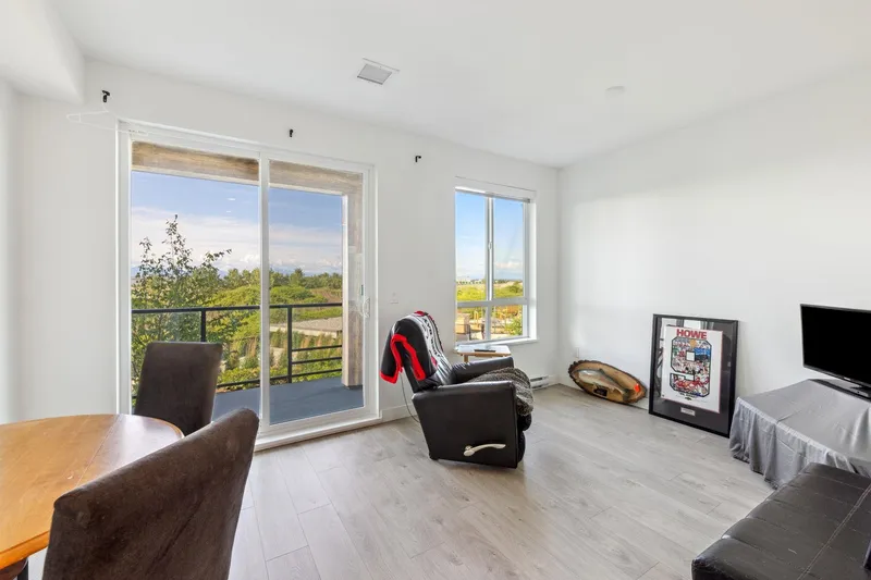 203 2499 RABBIT DRIVE - photo 3 of 25