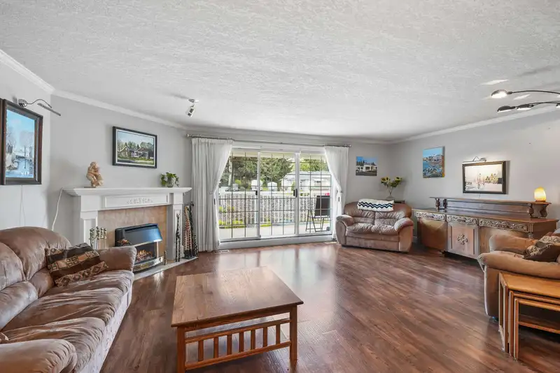 2 32925 MACLURE ROAD - photo 2 of 40