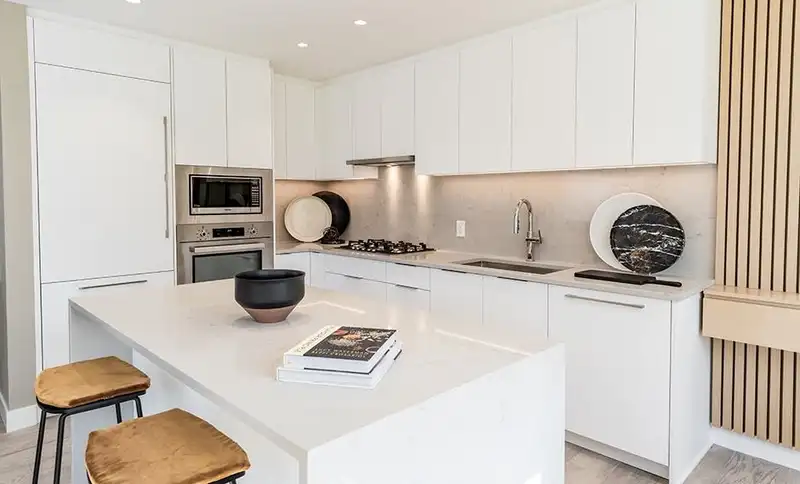 2 6138 BIRNEY AVENUE - photo 4 of 8
