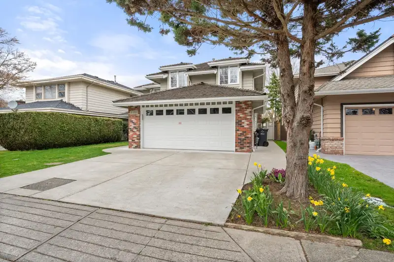5151 BUNTING AVENUE - photo 2 of 40