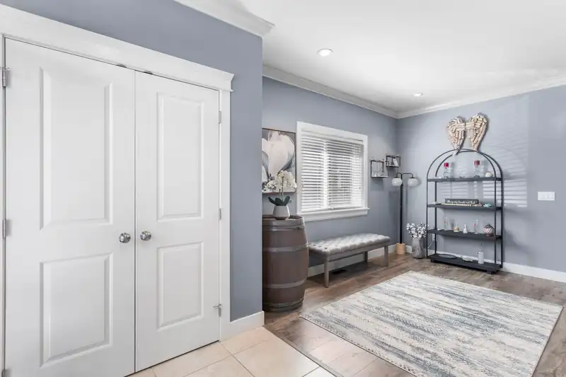 32615 APPLEBY COURT - photo 4 of 40