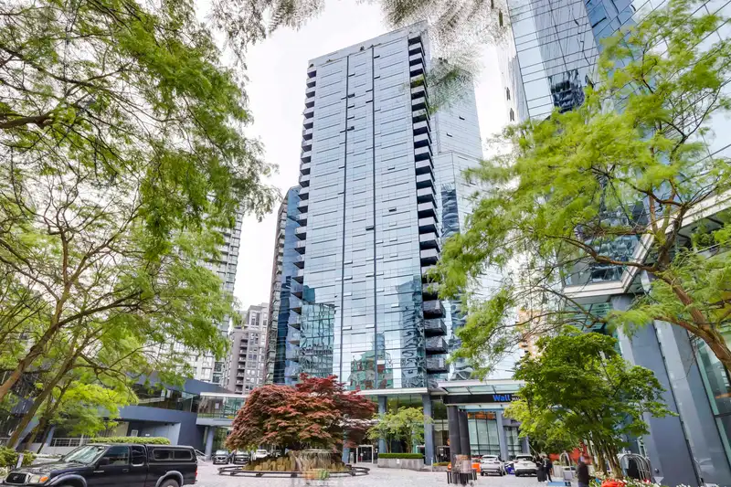 1404 1050 BURRARD STREET - photo 1 of 28