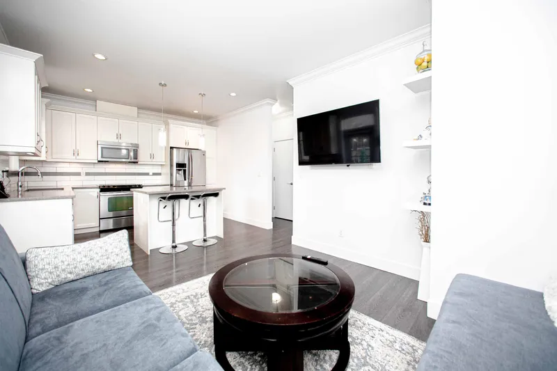 19 6929 142 STREET - photo 3 of 25