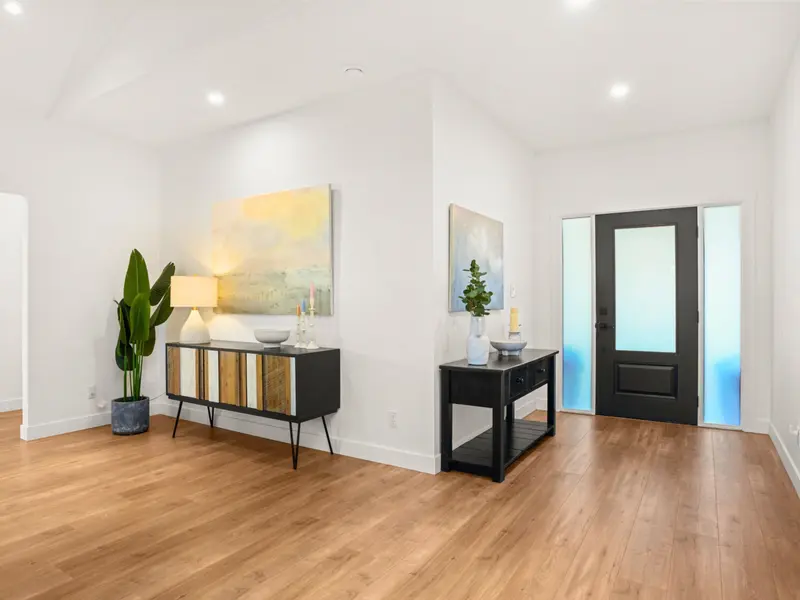 510 JORDAN WAY - photo 3 of 25