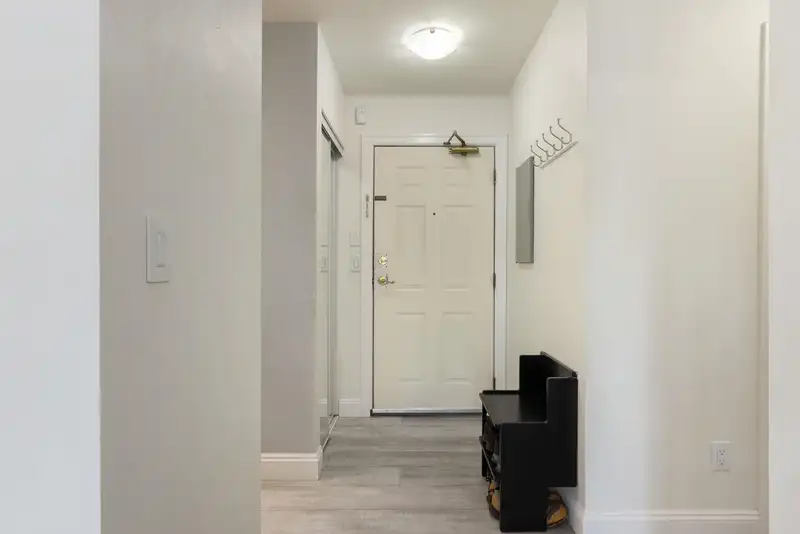 109 2965 HORLEY STREET - photo 4 of 23