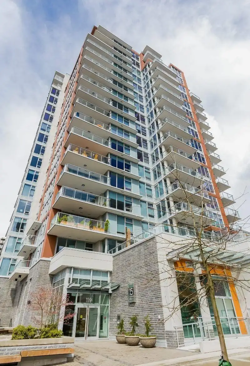 1602 150 W 15TH STREET - photo 1 of 28