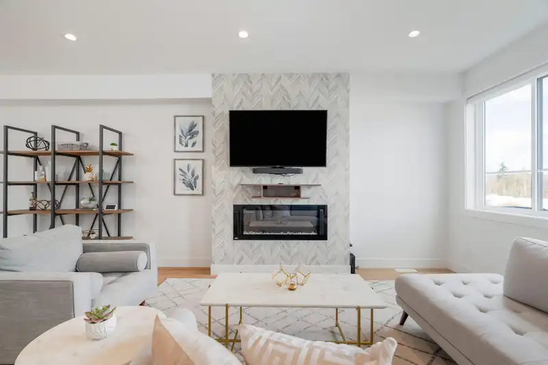 22 8140 166 STREET - photo 1 of 38