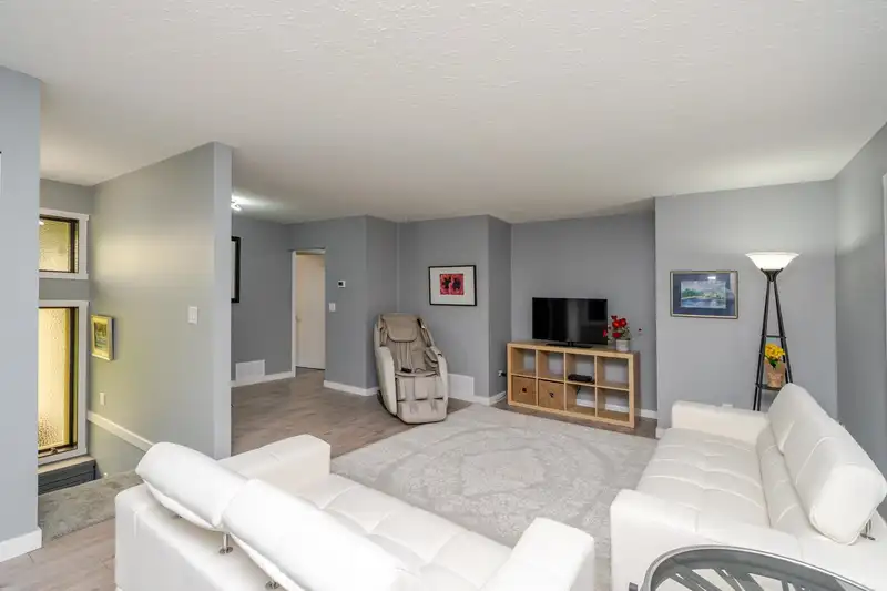 33897 WALNUT AVENUE - photo 4 of 40