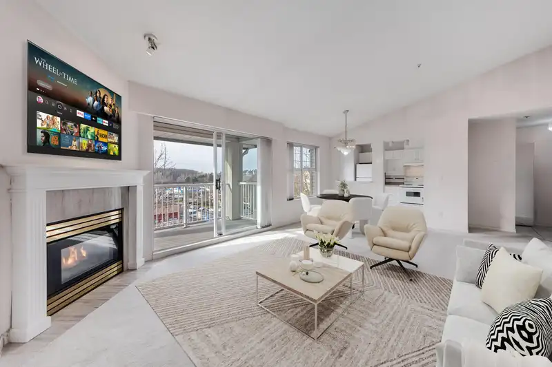 401 135 ELEVENTH STREET - photo 1 of 32