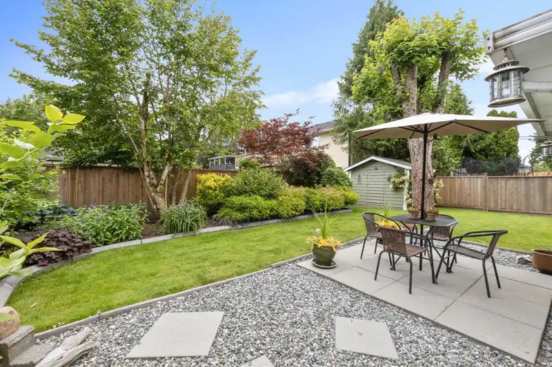 22814 REID AVENUE - photo 4 of 31