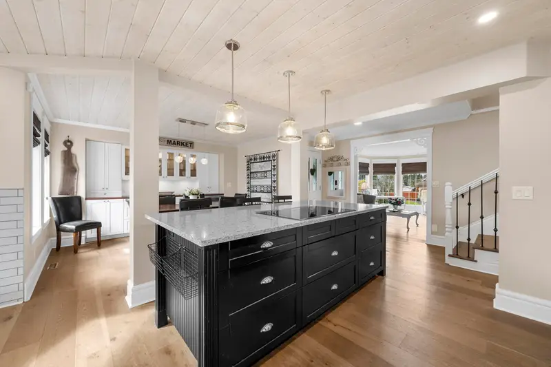 20302 123B AVENUE - photo 4 of 25