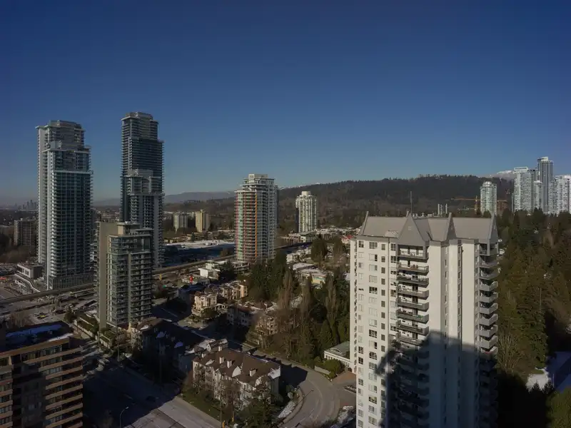 2201 555 SYDNEY AVENUE - photo 4 of 9
