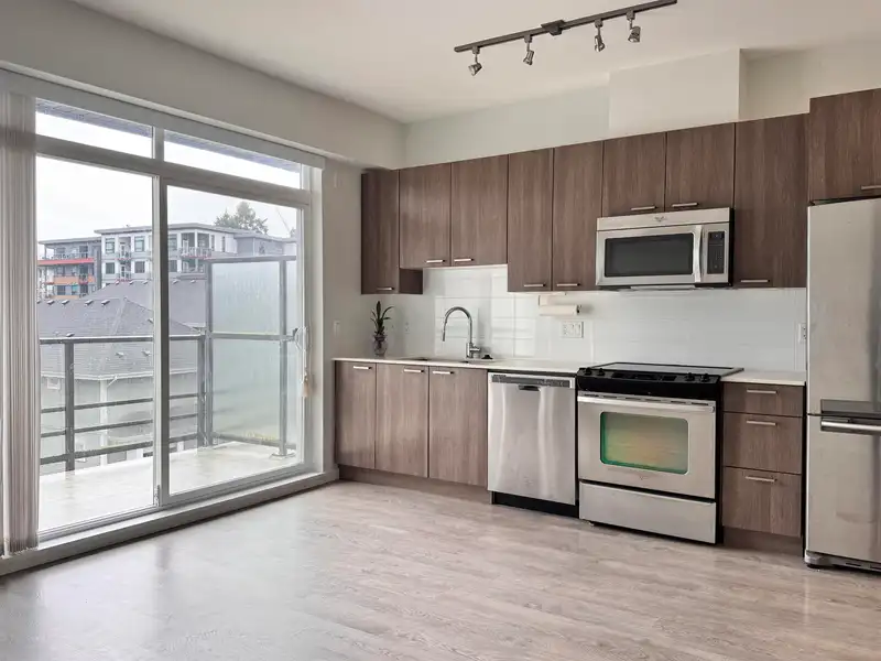 416 617 SMITH AVENUE - photo 3 of 21