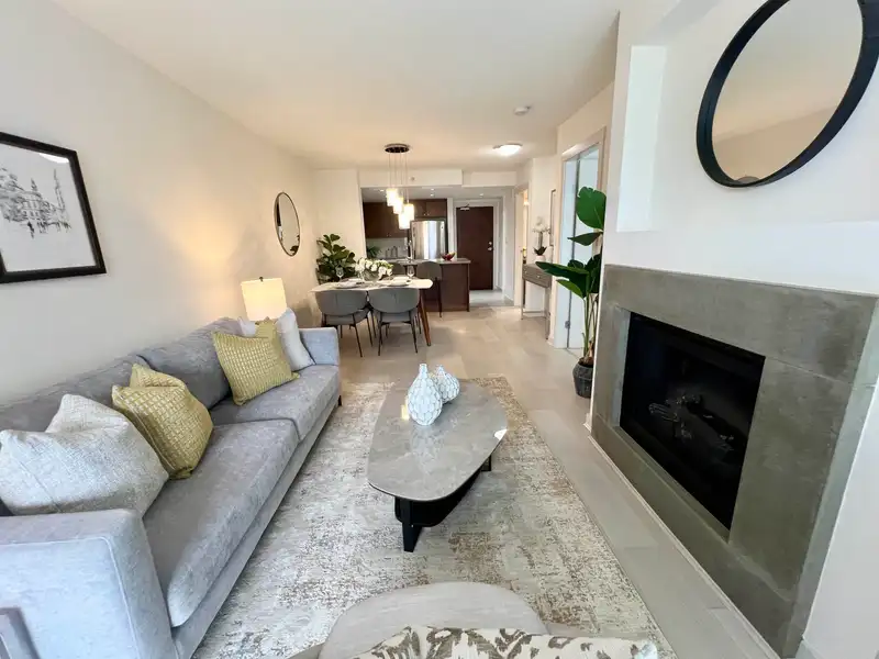 313 9373 HEMLOCK DRIVE - photo 2 of 24