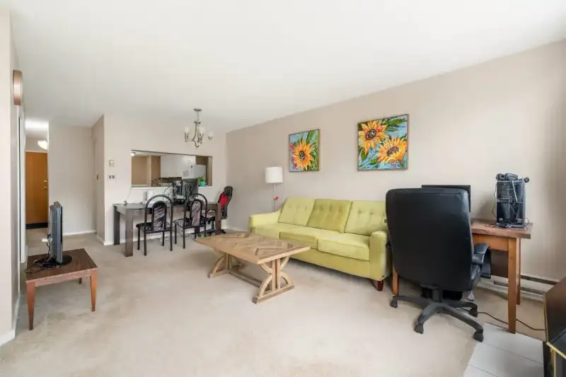 201 14881 103A AVENUE - photo 1 of 13