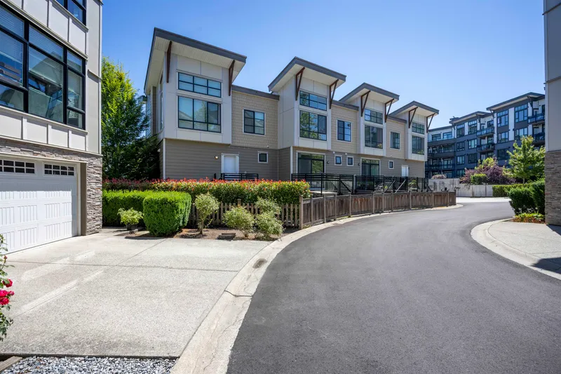 11 9989 E BARNSTON DRIVE - photo 4 of 25