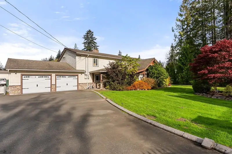 21945 100TH AVENUE - photo 4 of 31