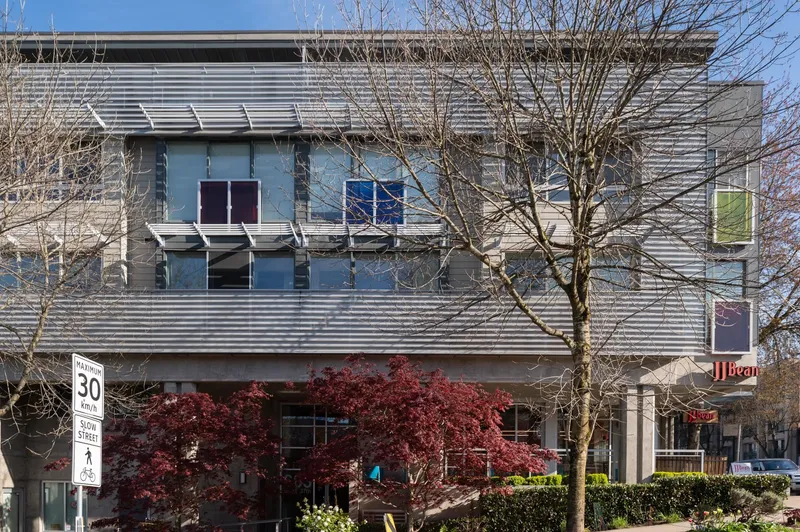 PH1 683 E 27TH AVENUE - photo 2 of 25