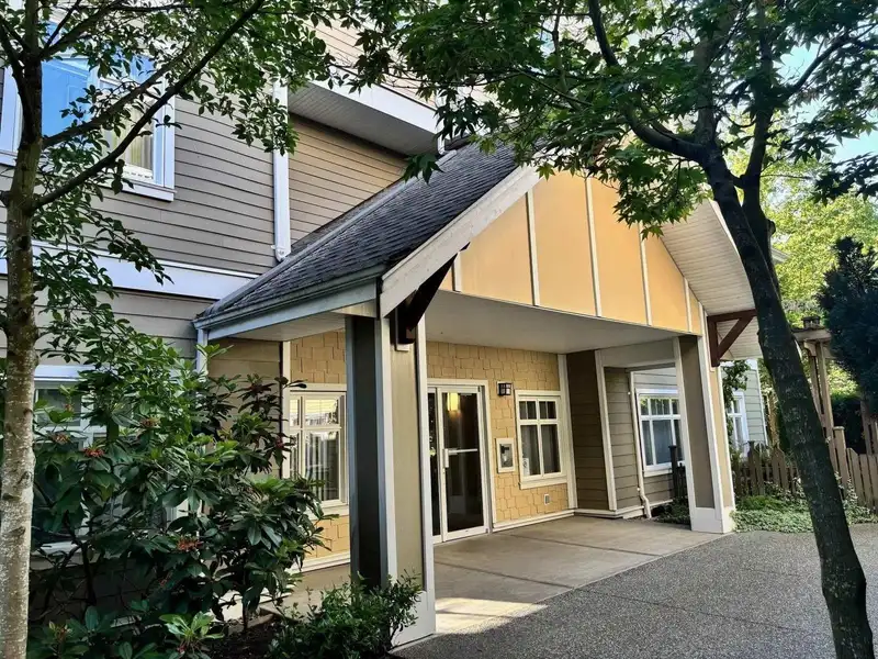 117 7388 MACPHERSON AVENUE - photo 1 of 33