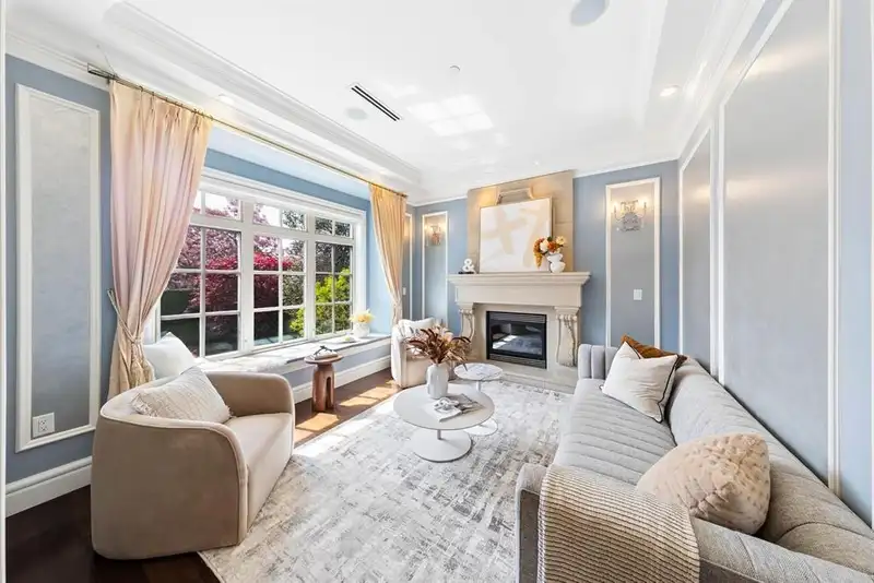 3587 W 38TH AVENUE - photo 4 of 39