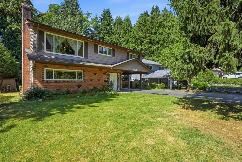 3693 REGENT AVENUE - photo 1 of 40